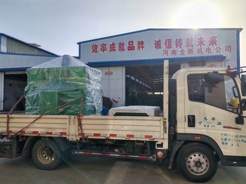 專車給（gěi）鑽井隊發一套630kw-6變頻電機和變頻櫃