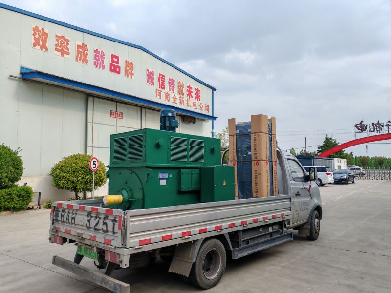 鑽（zuàn）井隊630kw-6變頻（pín）電機和800kw變頻櫃裝車發貨（huò）